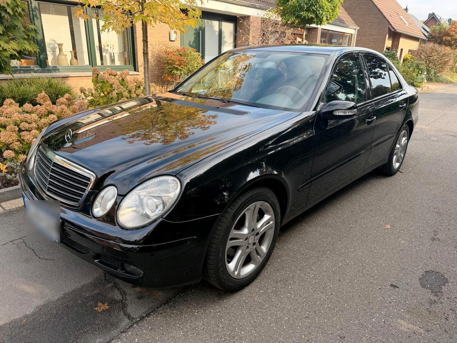 Mercedes-Benz E 200