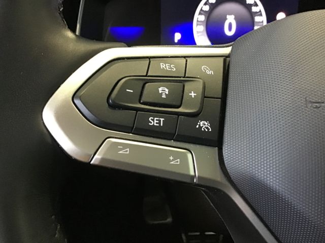 Fahrzeugabbildung Volkswagen Taigo R-Line 1.5 TSI  DSG/ACC/Navi/AHK/LED/DAB