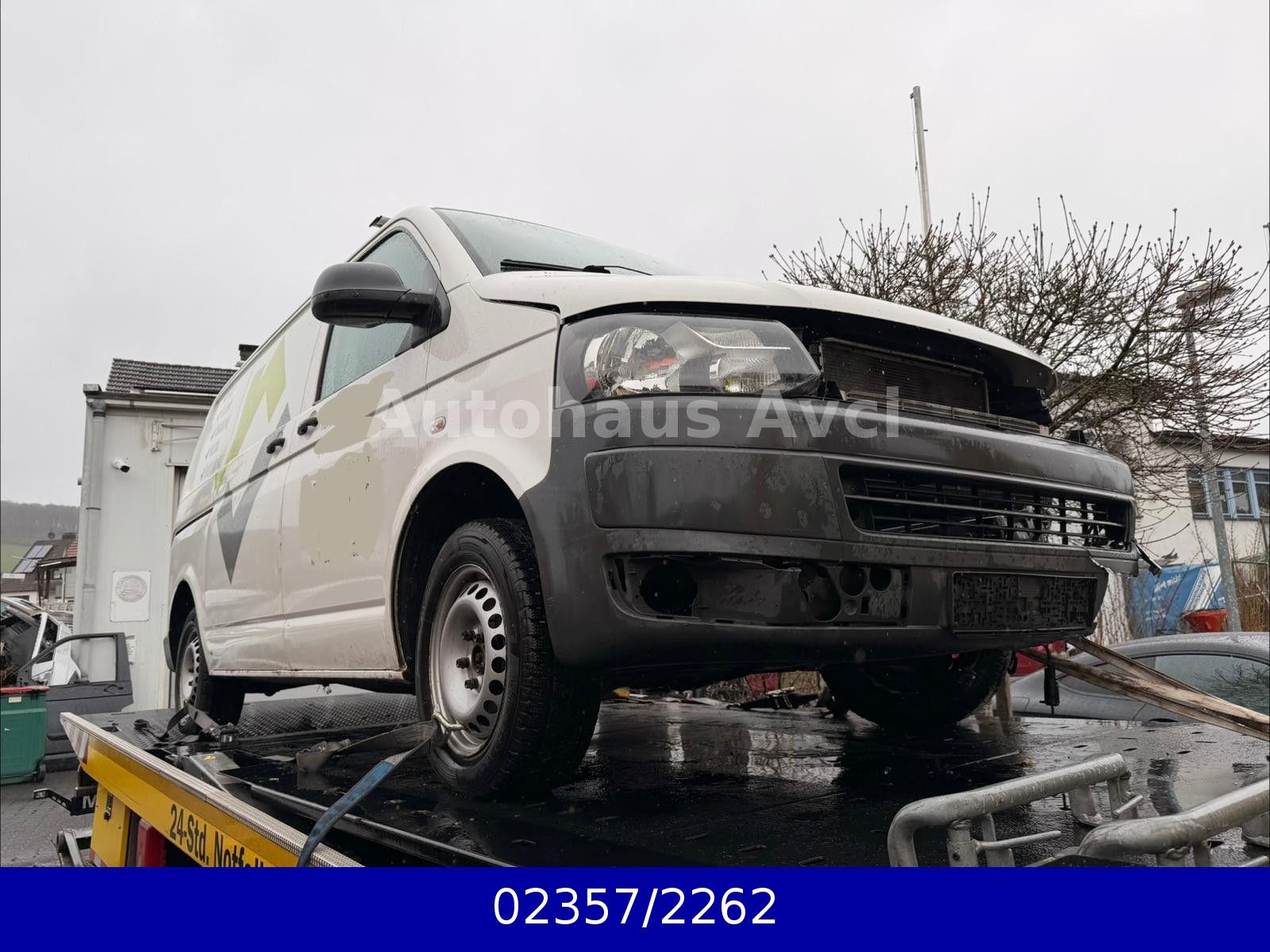 Volkswagen T5 Transporter Kasten-Kombi Unfall