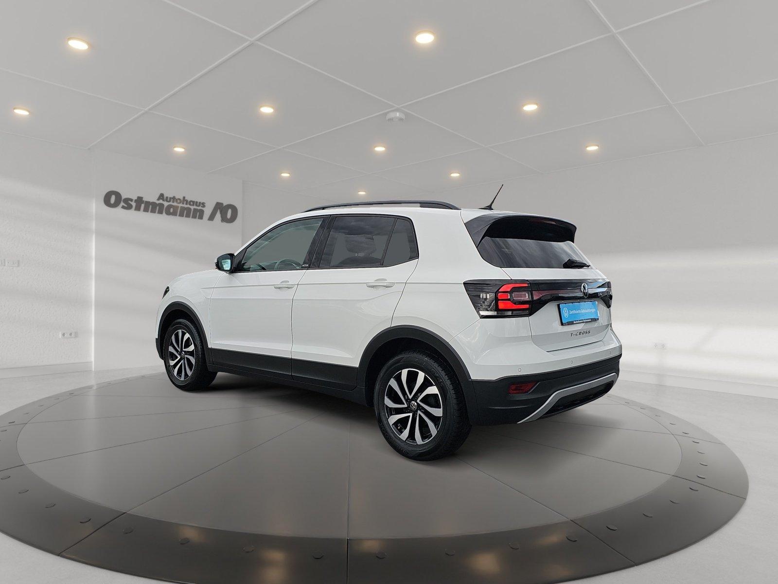Volkswagen T-Cross 1.0 TSI Active 2xKlima DynLicht KlimaA