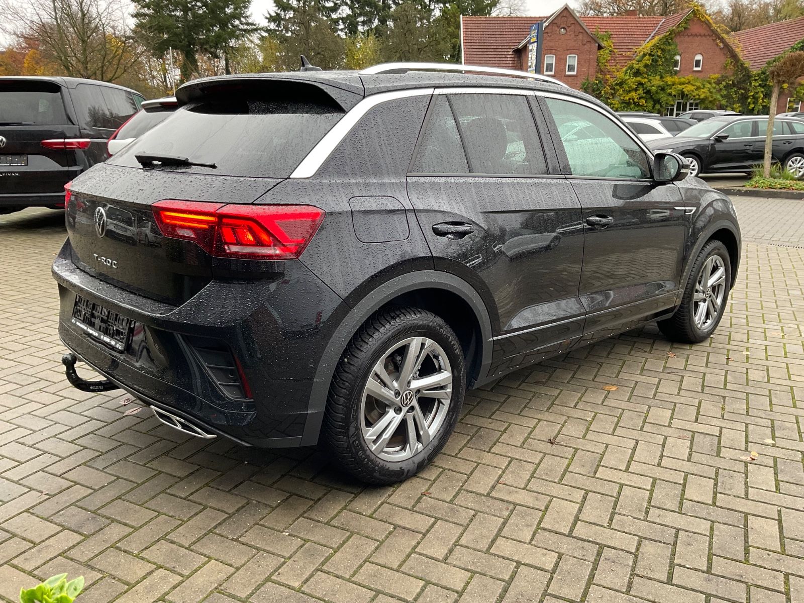 Fahrzeugabbildung Volkswagen T-Roc 1.5 TSI DSG R Line,AHK,ACC,Kamera,Navi
