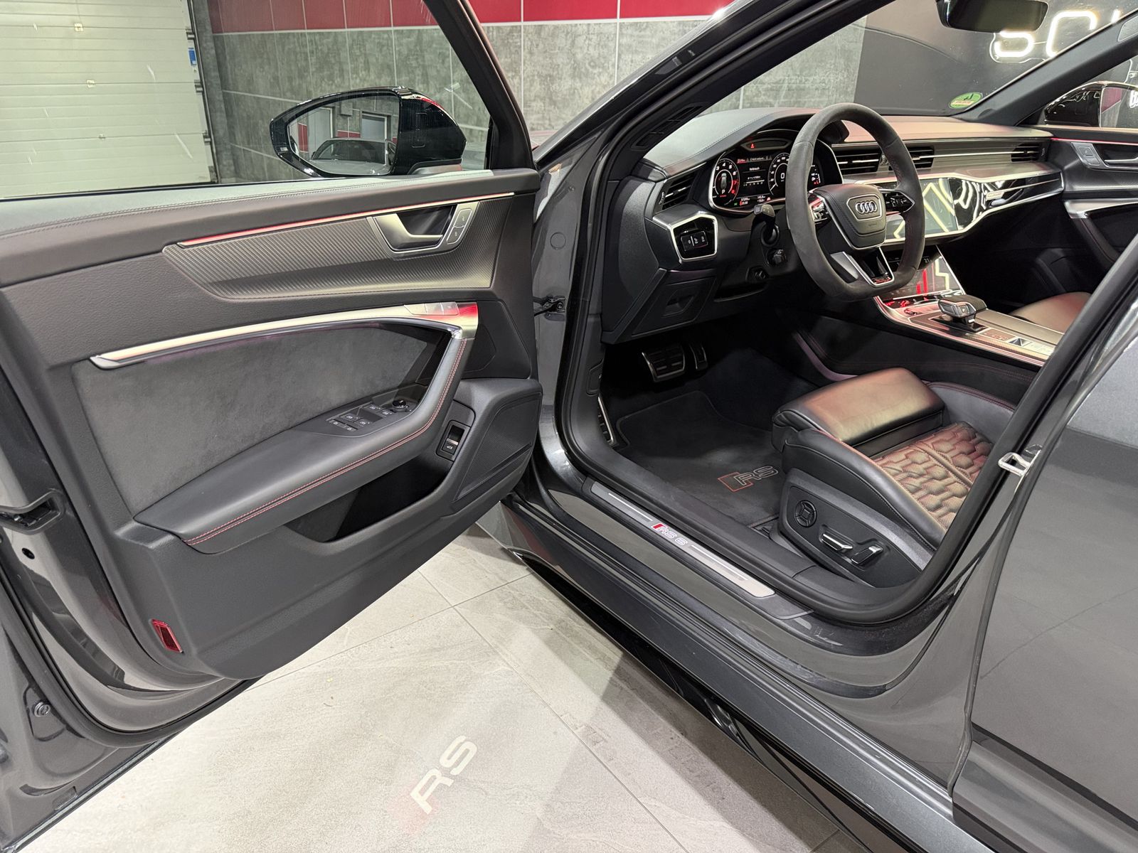 Audi RS6 4.0 TFSI quattro *RS-FAHRWERK+AGA*MATRIX*HUD foto 5