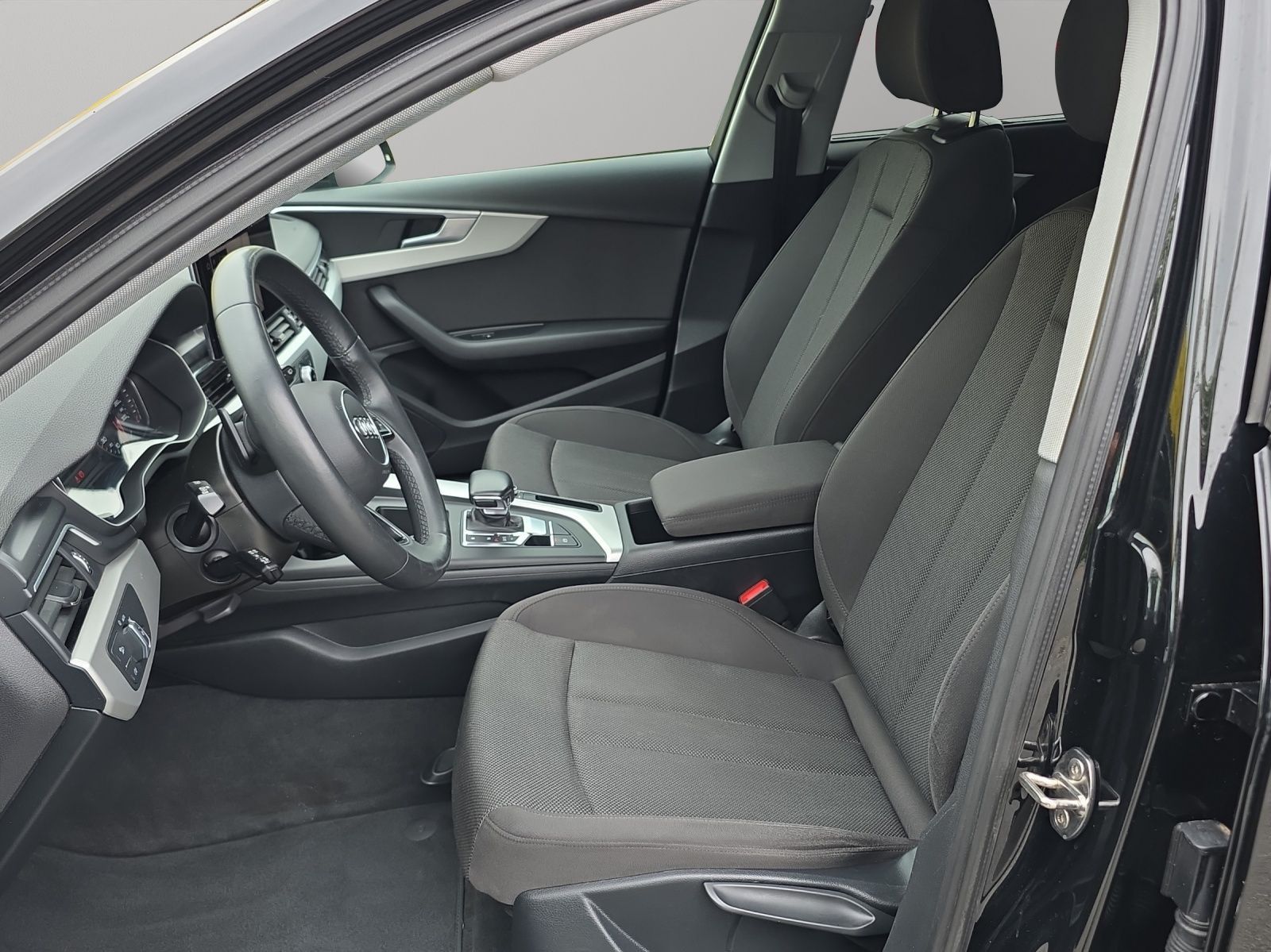 Audi A4 - Bild 9