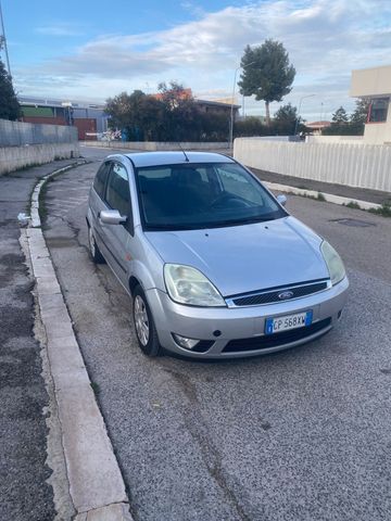 Ford Fiesta 1.4 TDCi 3p. Ambiente