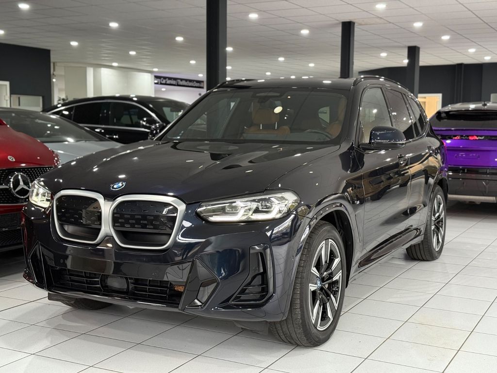 Image of BMW iX3