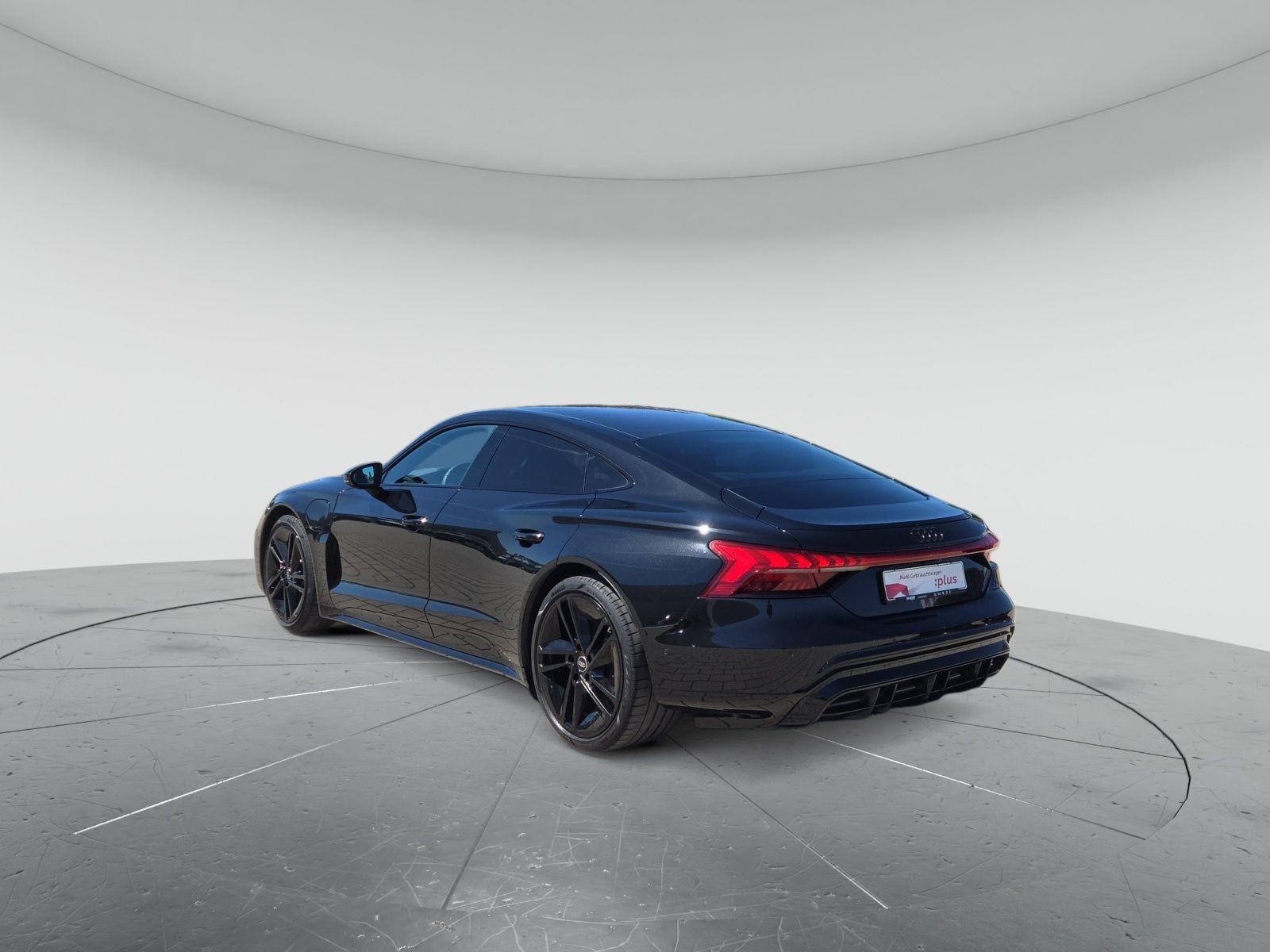 Audi e-tron GT Optikpaket schwarz/MATRIX/PANO/WÄRMEPU