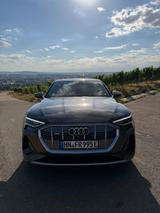 Audi e-tron 50 quattro S line  - Audi e-tron von privat
