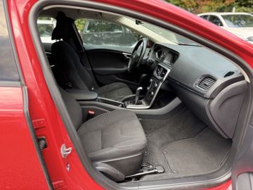 Volvo V40 - 11