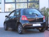 Toyota Yaris Luna 1,3-l-VVT-i - Toyota Yaris: Luna