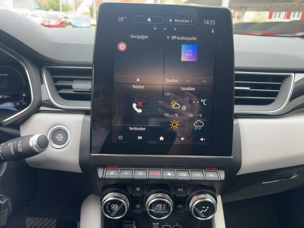 Fahrzeugabbildung Renault Captur EDITION ONE PLUG-IN 160