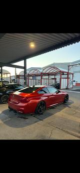 BMW M4 Coupé M4 - rote BMW M4