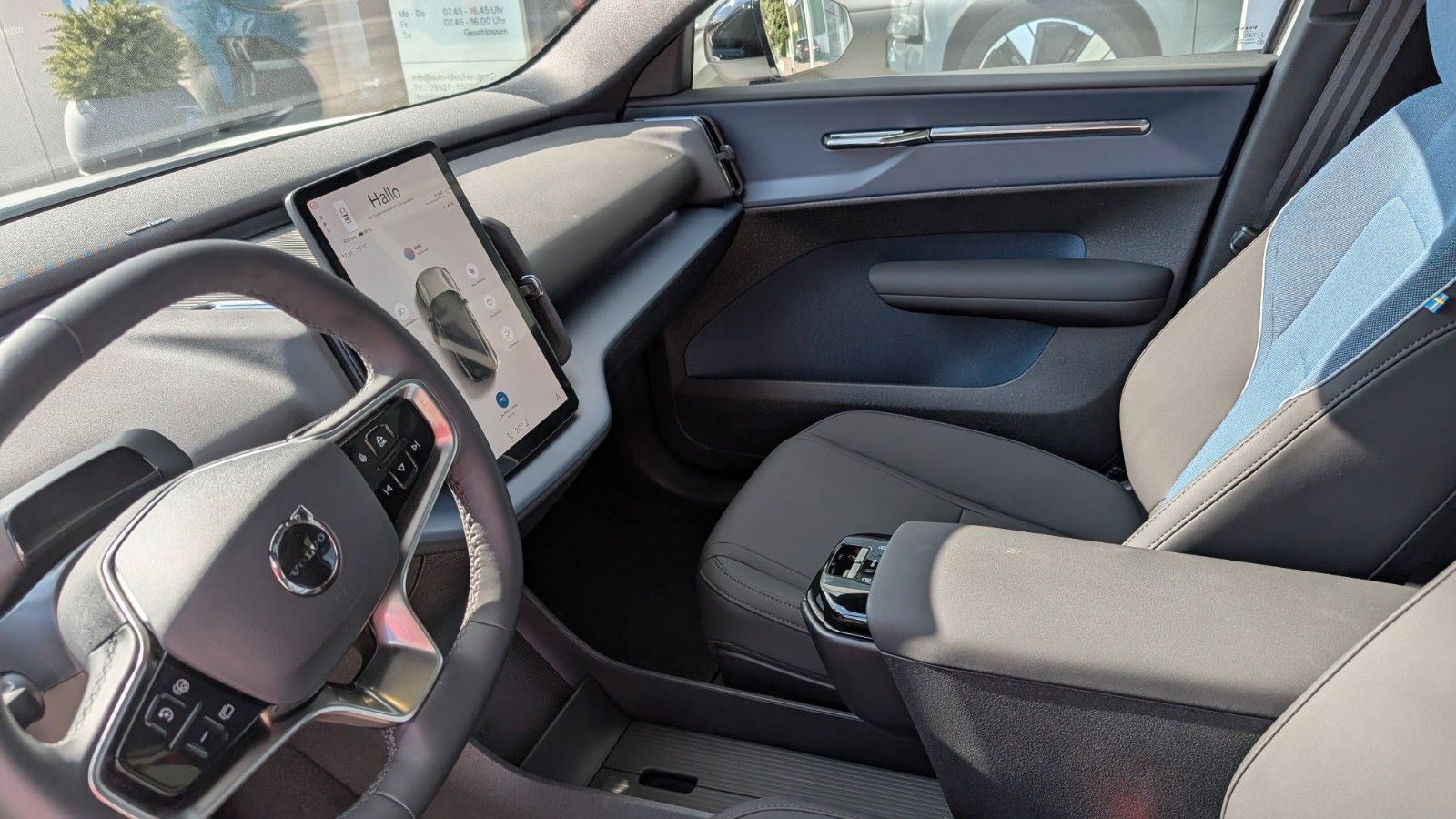 Fahrzeugabbildung Volvo EX30 Ultra Panoramadach | 360° | ACC