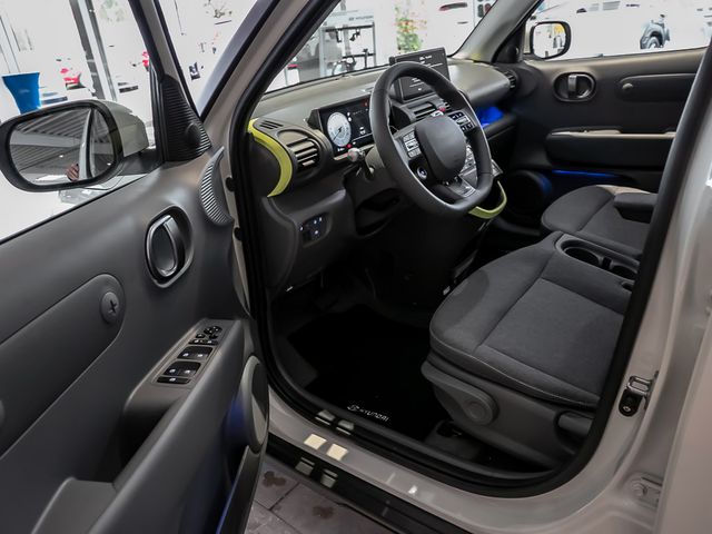 Hyundai Inster Elektro FWD Cross Digitales Cockpit Navi