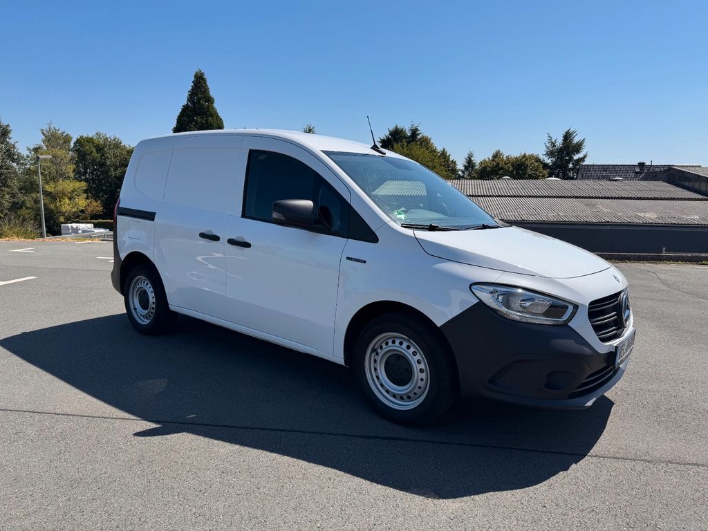 Image of Mercedes-Benz eCitan