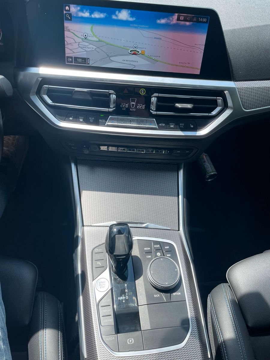 BMW 320d M-Sport Pro LED Navi RFK Pano "19" - TOP foto 16