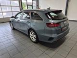 Kia Ceed 1.5 T-GDI Vision  DCT|Kamera|CarPlay|Sitzhz - gebrauchte Kia cee'd / Ceed aus dem Jahr 2022