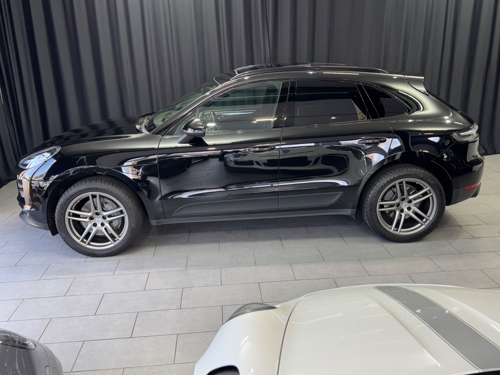 Fahrzeugabbildung Porsche Macan S|PANORAMA|18-WEGE|BOSE|PDLS+|20"TURBO|