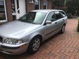 Volvo V40 1.9D - Angemeldet, fahrbereit - Volvo V40 mit Diesel-Antrieb: 1.9