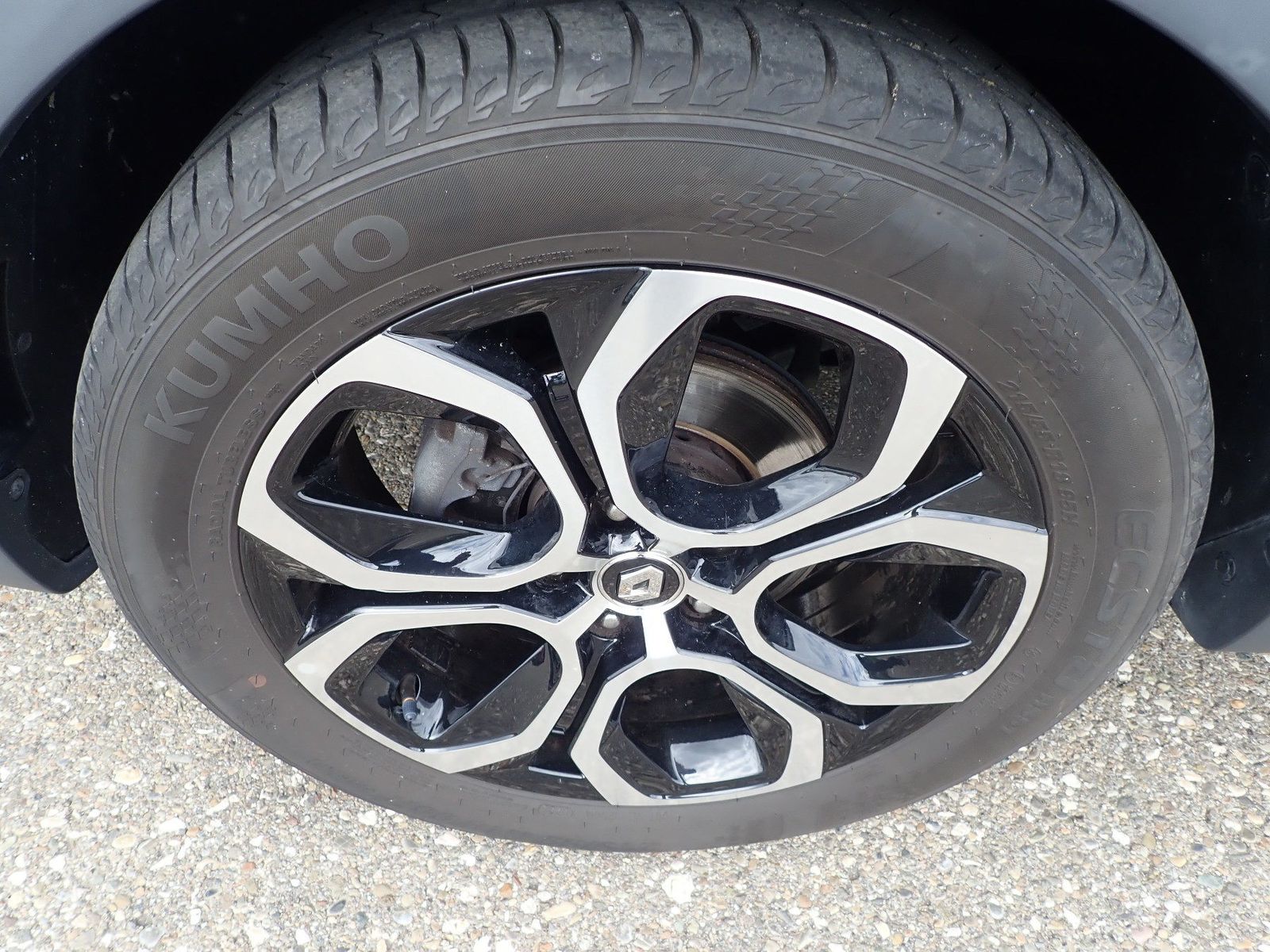 Fahrzeugabbildung Renault Arkana Intens TCe 140 EDC
