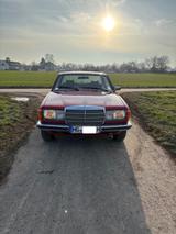 Mercedes-Benz 280 C - Mercedes-Benz 280: Rot