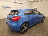 Mercedes-Benz A 180 BlueEfficiency *Panorama*AMG-Felgen*Xenon - Mercedes-Benz A 180: Blueefficiency