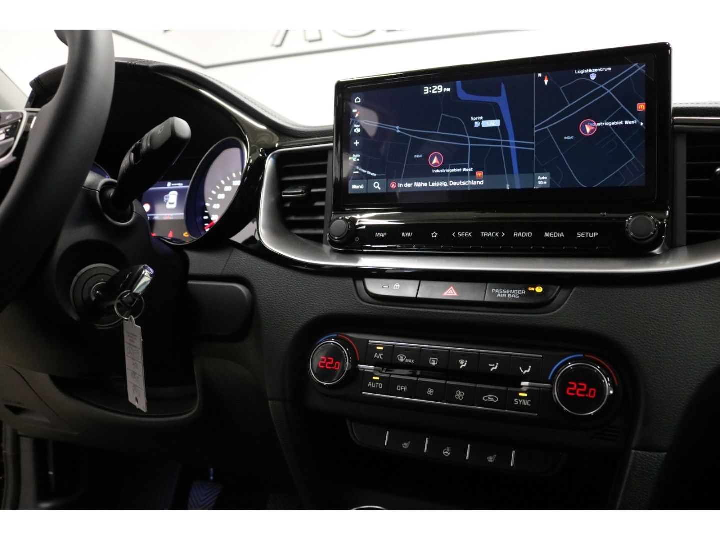 Fahrzeugabbildung Kia XCeed 1.5 T-GDI Vision,  Navi, SHZ, Komfort-Pake