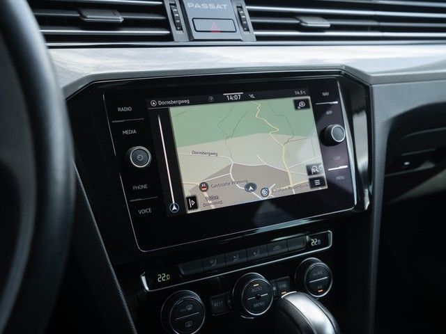 Passat Variant Business TSI DSG AHK NAV ACC Kame