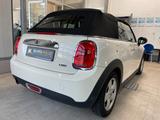 MINI Cooper Cabrio - MINI Cooper Cabrio mit Schiebedach