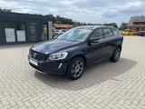 Volvo XC60 Ocean Race 2WD 1HD Leder Volvo-Scheckheft - Volvo XC60: Race