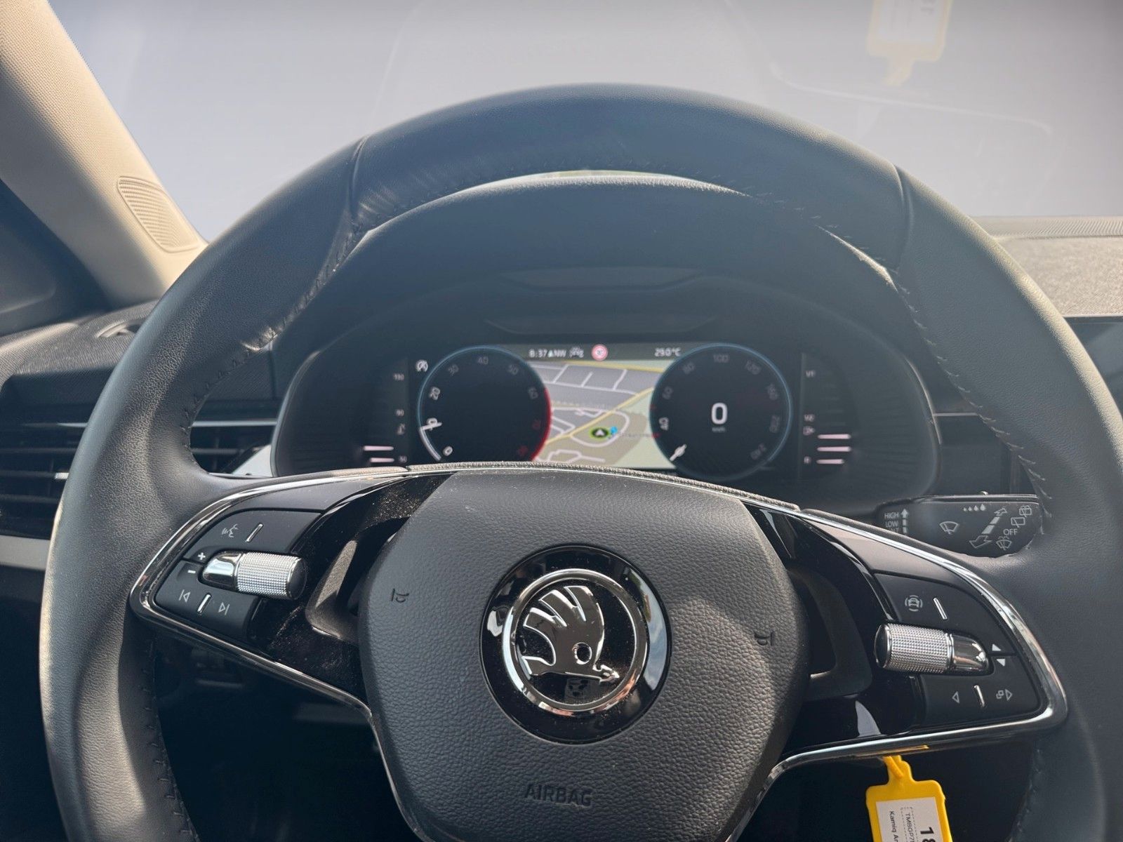 Fahrzeugabbildung SKODA Kamiq Ambition 1.0 TSI