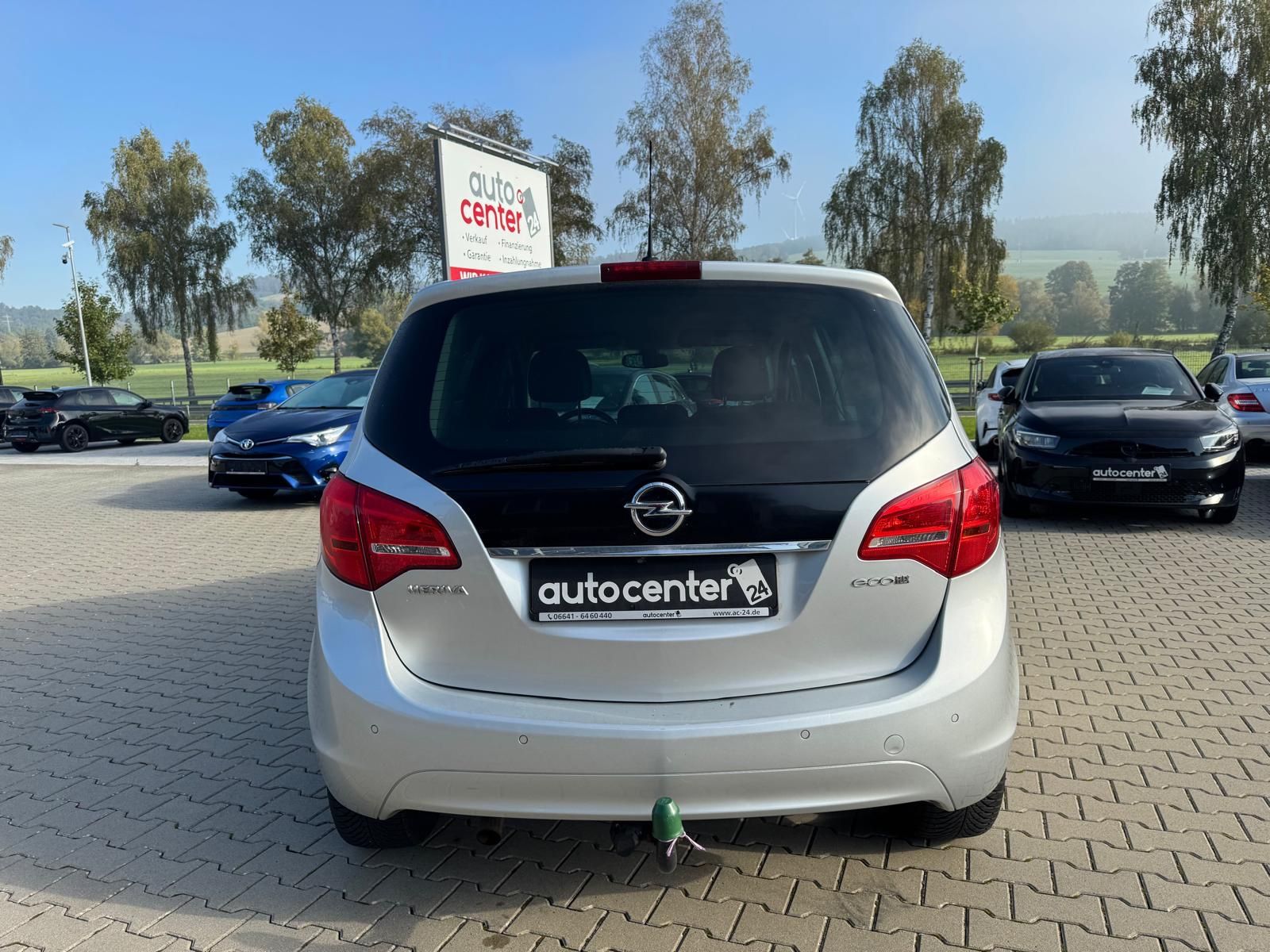 Fahrzeugabbildung Opel Meriva B Style°AHK°Kamera°