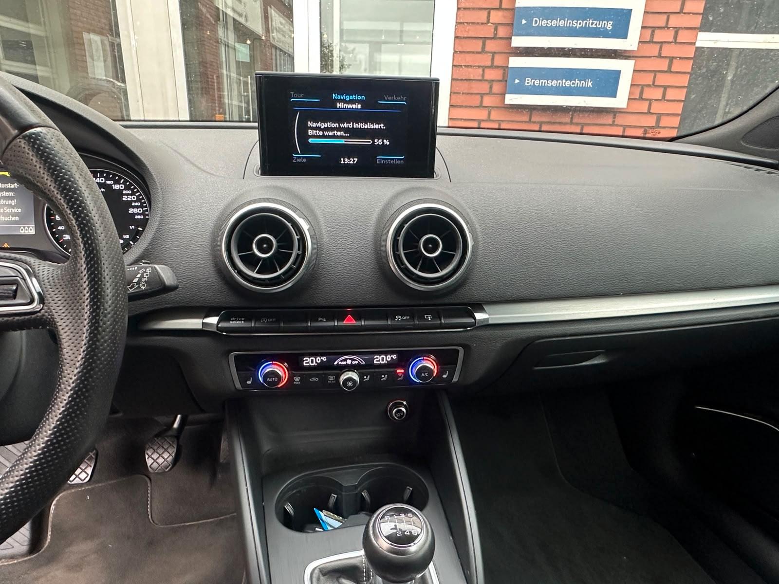 Audi A3 2015 — photo 17