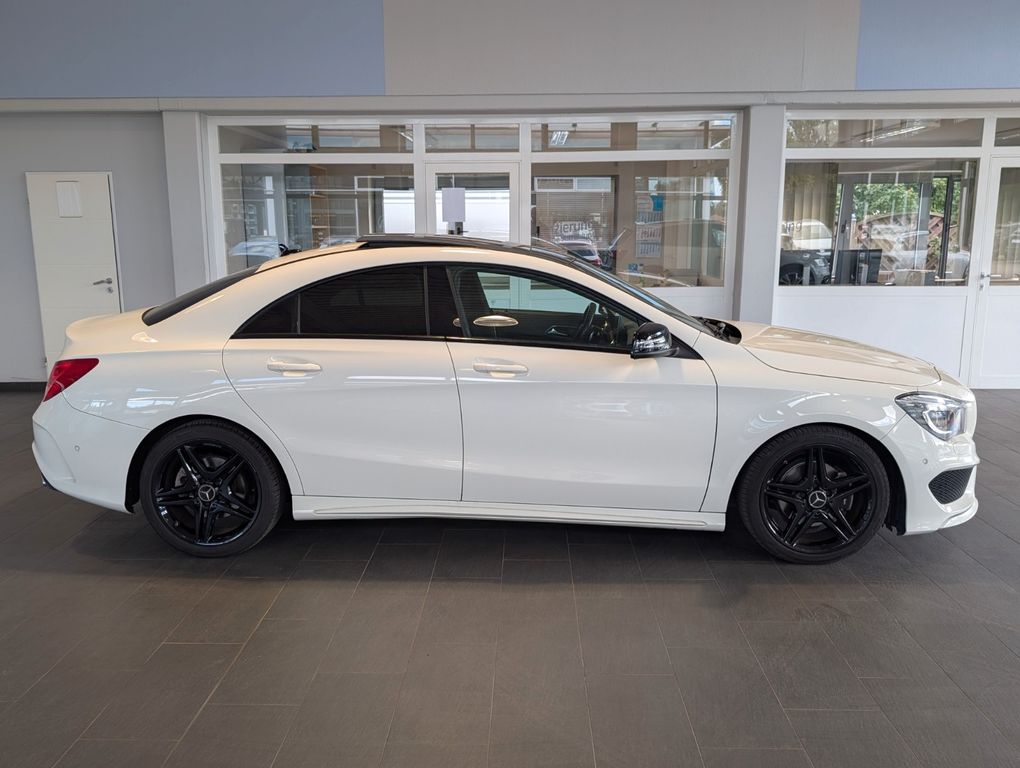 Image of Mercedes-Benz CLA 200