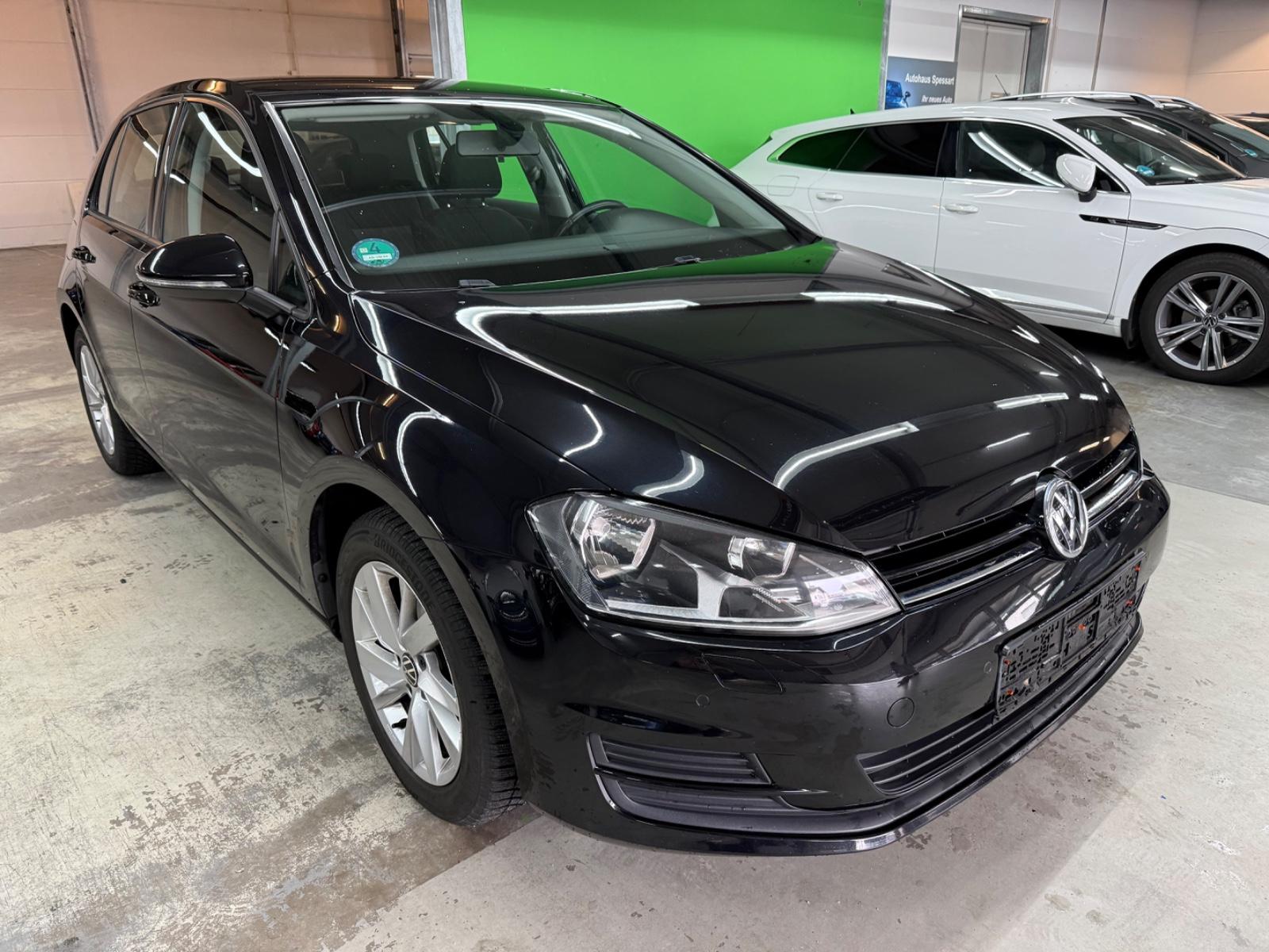 Volkswagen Golf VII Lim. Trendline BMT