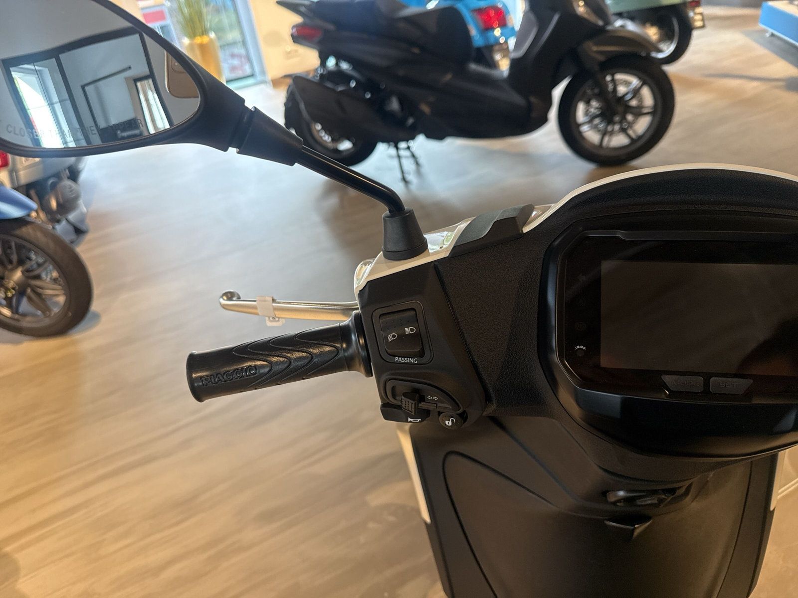 Fahrzeugabbildung Piaggio LIBERTY 50 WHITE