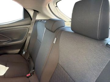 Toyota Yaris - 11