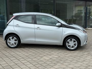 Toyota Aygo (X) - 3