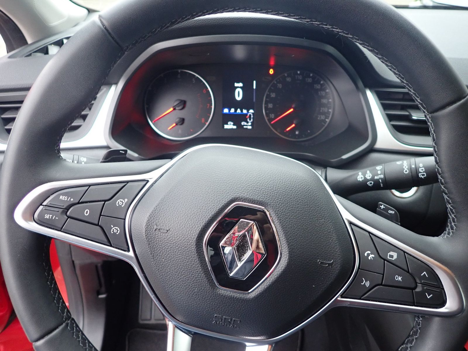 Fahrzeugabbildung Renault Captur Experience TCe 140 EDC
