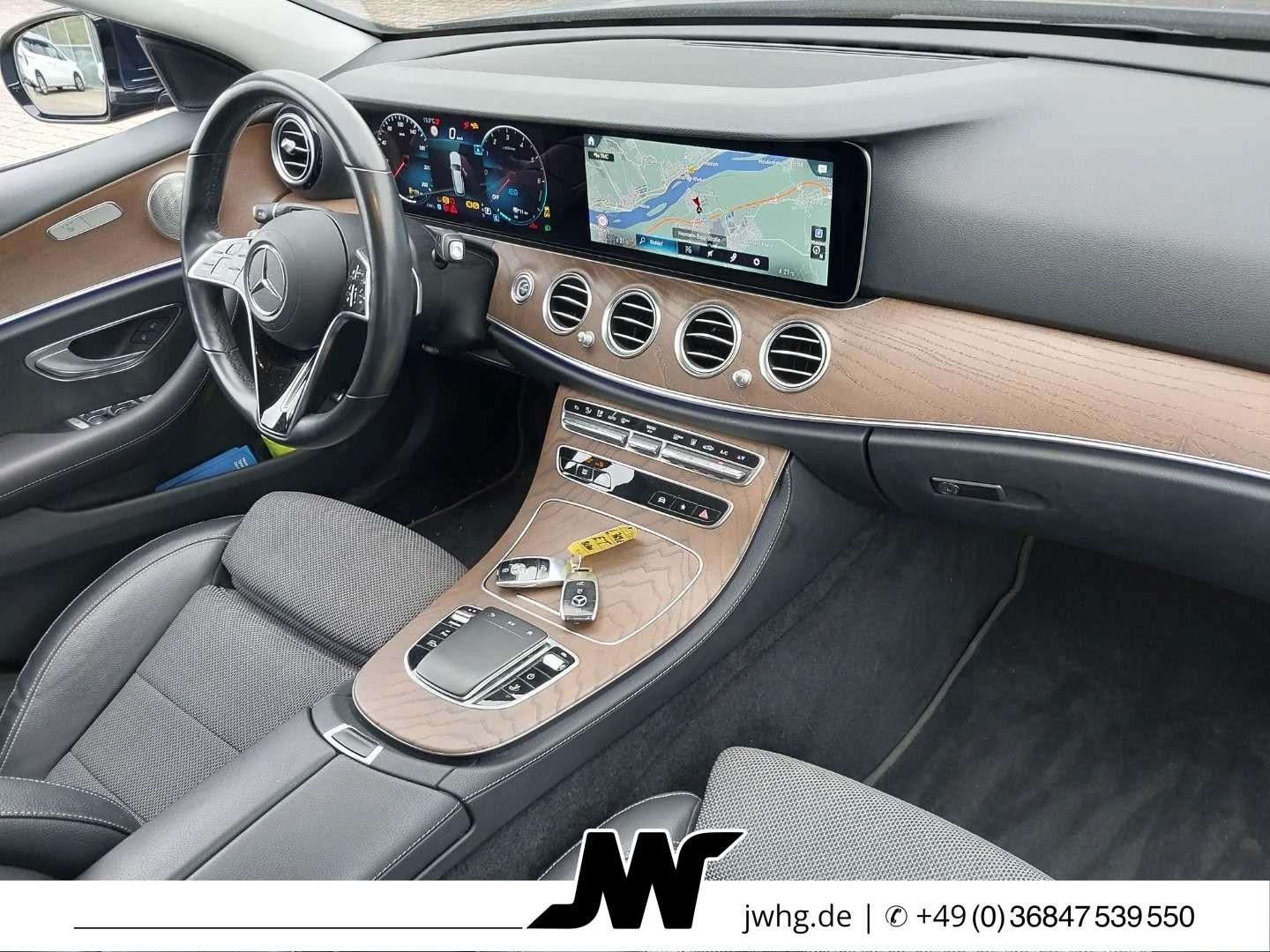 Mercedes-Benz E 300 AMG Line 4M Widescreen Burmester Distr+Kam imagem 3