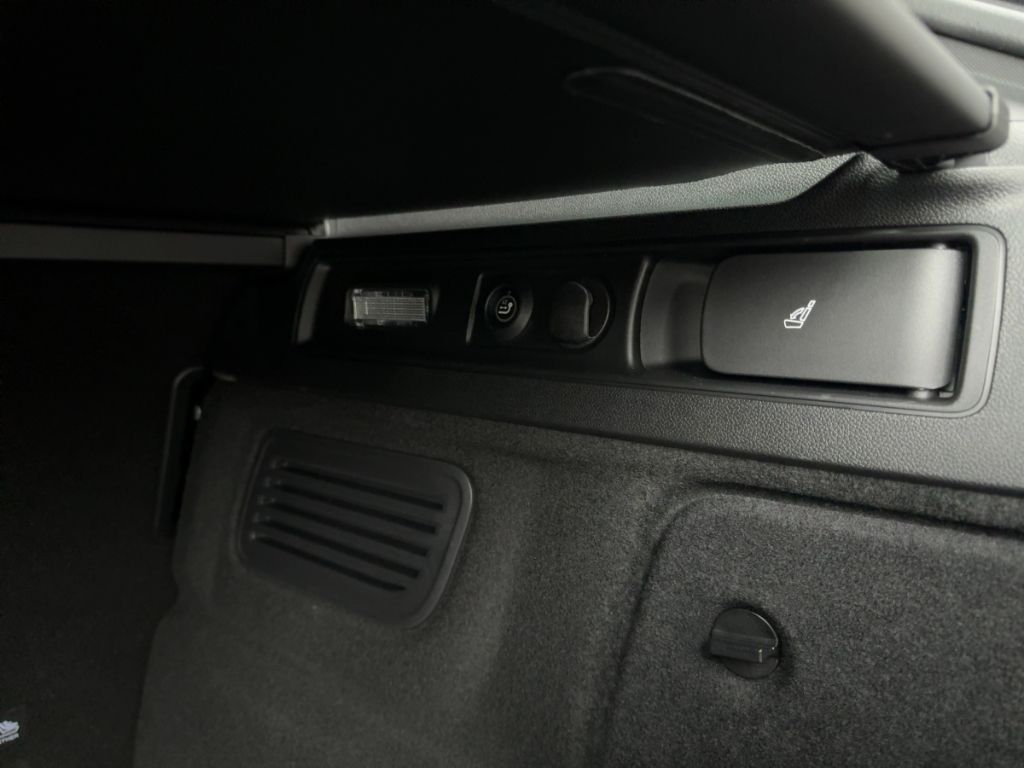 Fahrzeugabbildung Alfa Romeo Stelvio Intensa 2,2l Diesel AHK Winter RFK