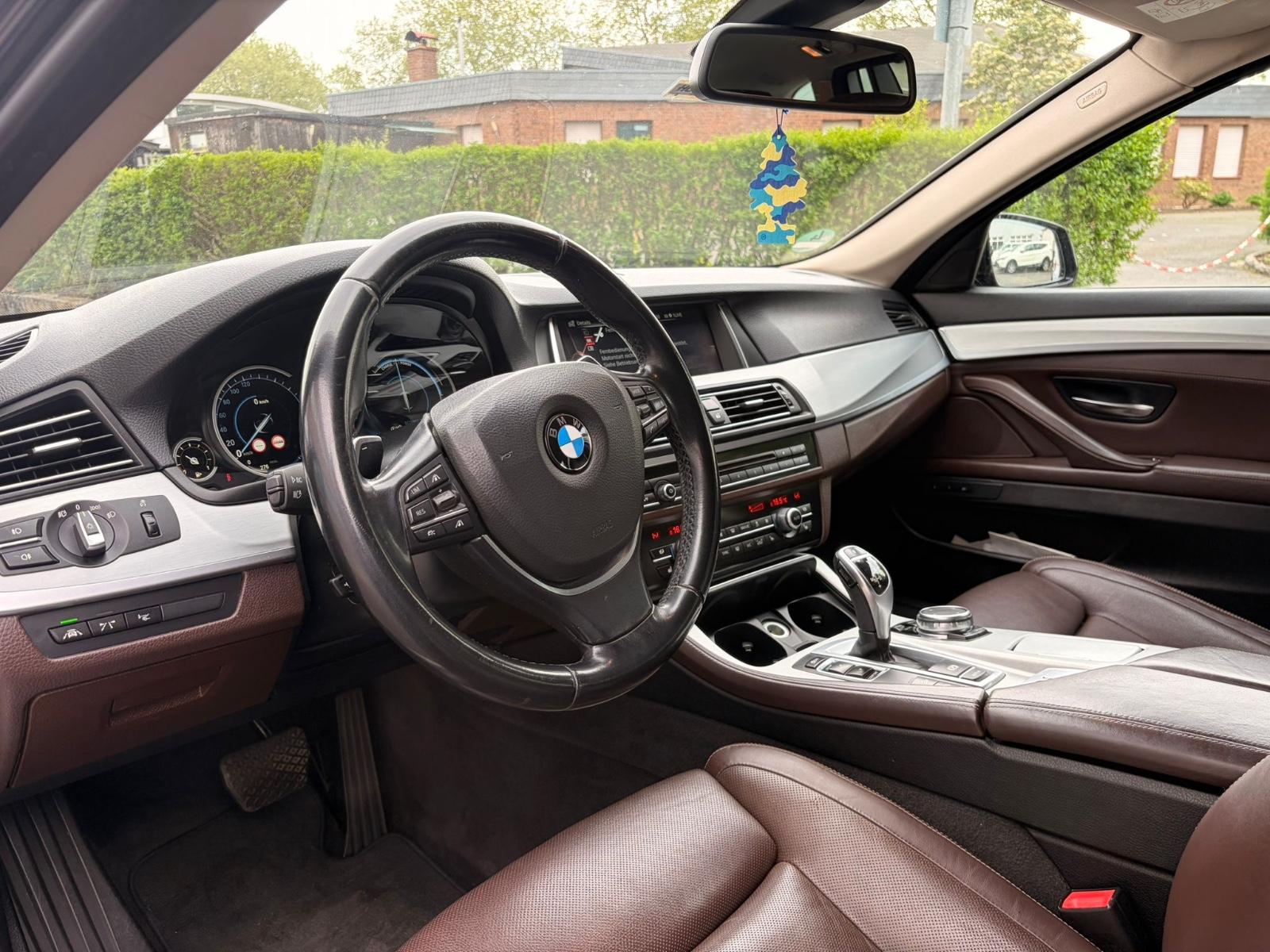 BMW 530D XDRIVE TOURING 258CH BVA - HAYON ÉLECTRIQUE - TOIT OUVRANT PANORAMIQUE