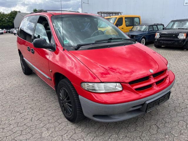 Chrysler Voyager Family 2.0 98kW - Klima - Winterreifen