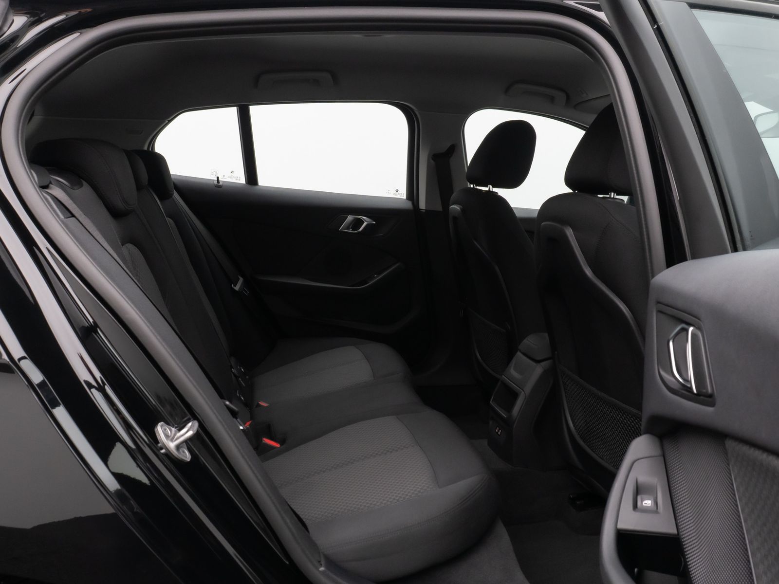 Fahrzeugabbildung BMW 118d DAB CockPitPro PDC LED Geschwindigkeitsreg.