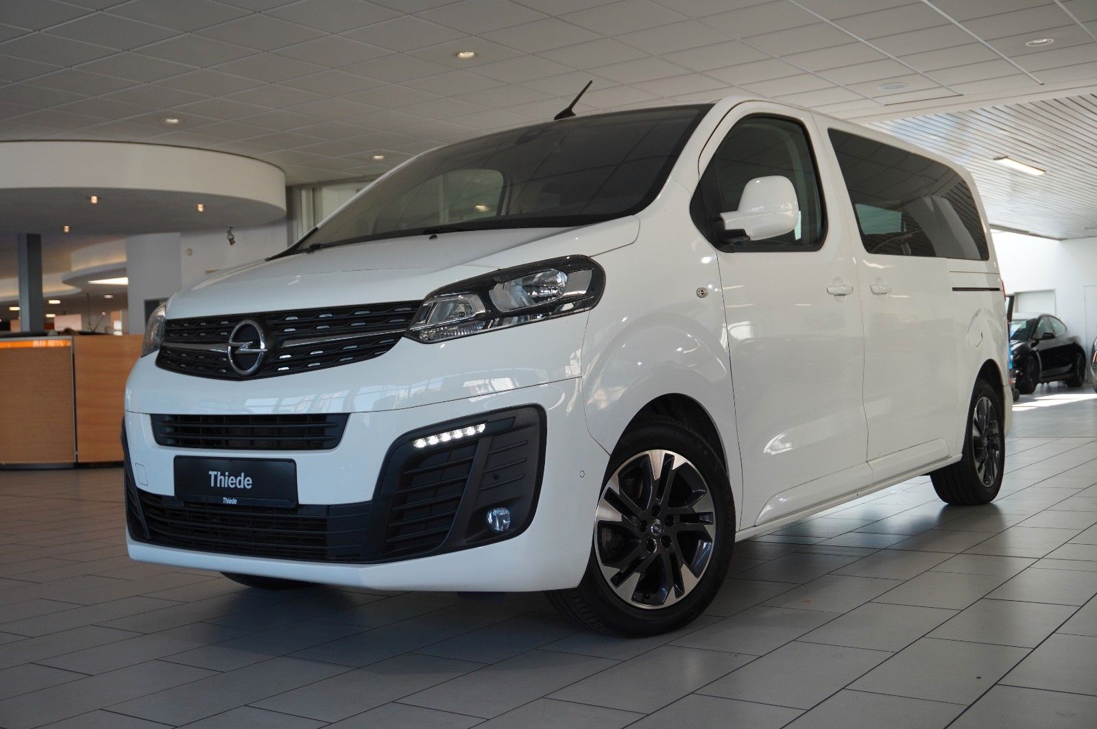 Fahrzeugabbildung Opel Zafira Life 2.0D EDITION "M" NAVI/KAMERA/HUD/AHK