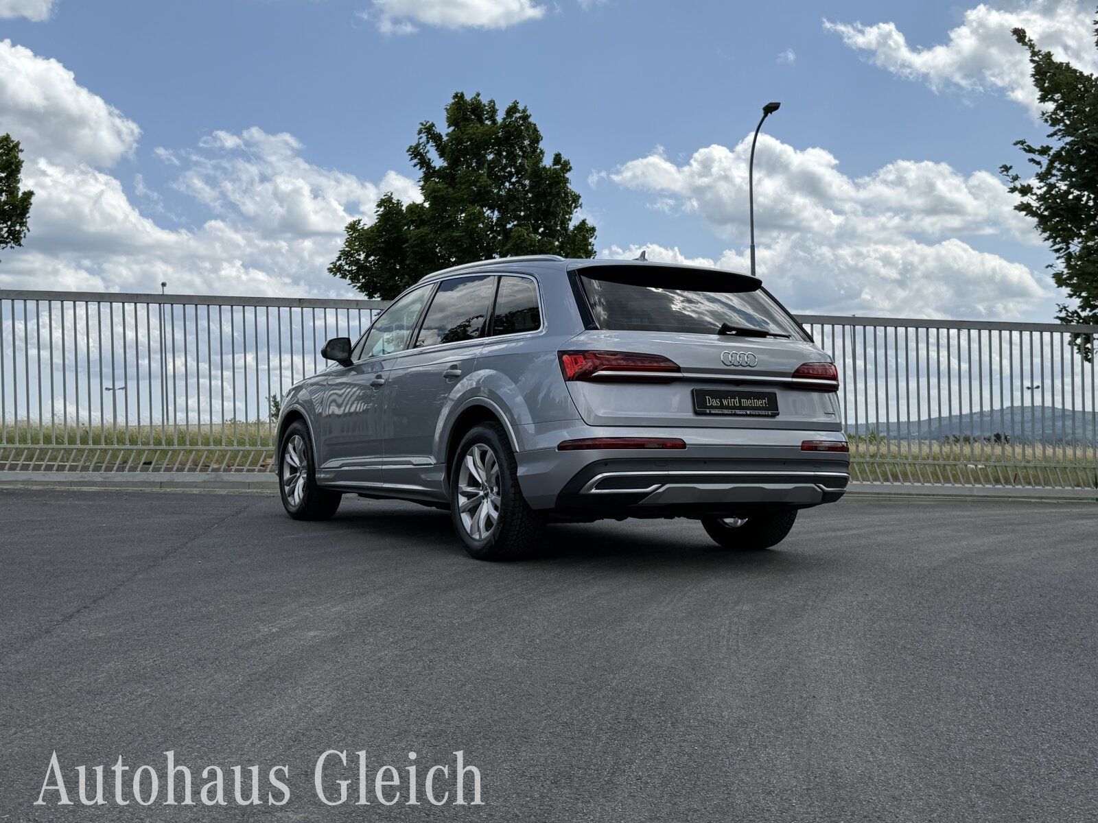 Fahrzeugabbildung Audi Q7 50 3.0 TDI quattro basis (EURO 6d)