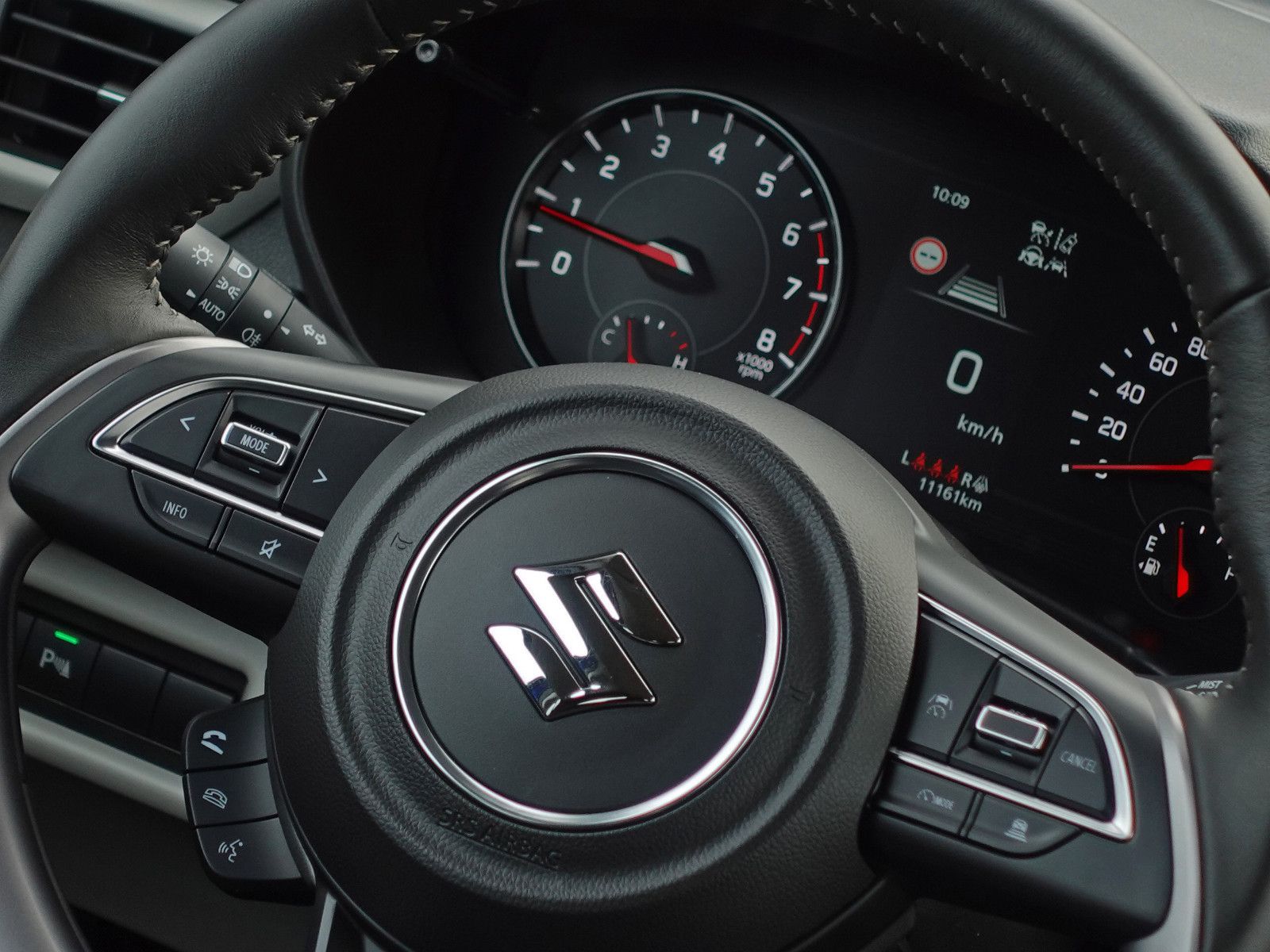 Fahrzeugabbildung Suzuki Swift 1.2 Comfort+ I.Hand Navi ACC Blind Spot