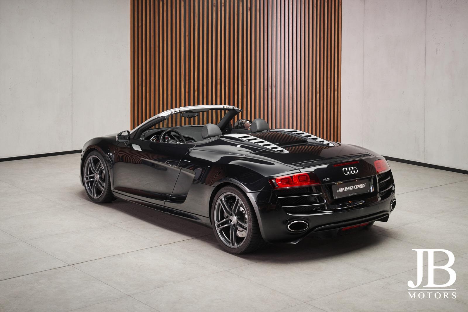 Audi R8 Spyder V10 5.2 FSI 525 ch • Boîte manuelle 6• Magnetic Ride • B&O • Caméra