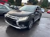 Mitsubishi Outlander Top 4WD, 7 Sitzer, Tüv, Eu6 - gebrauchte Mitsubishi Outlander aus dem Jahr 2015