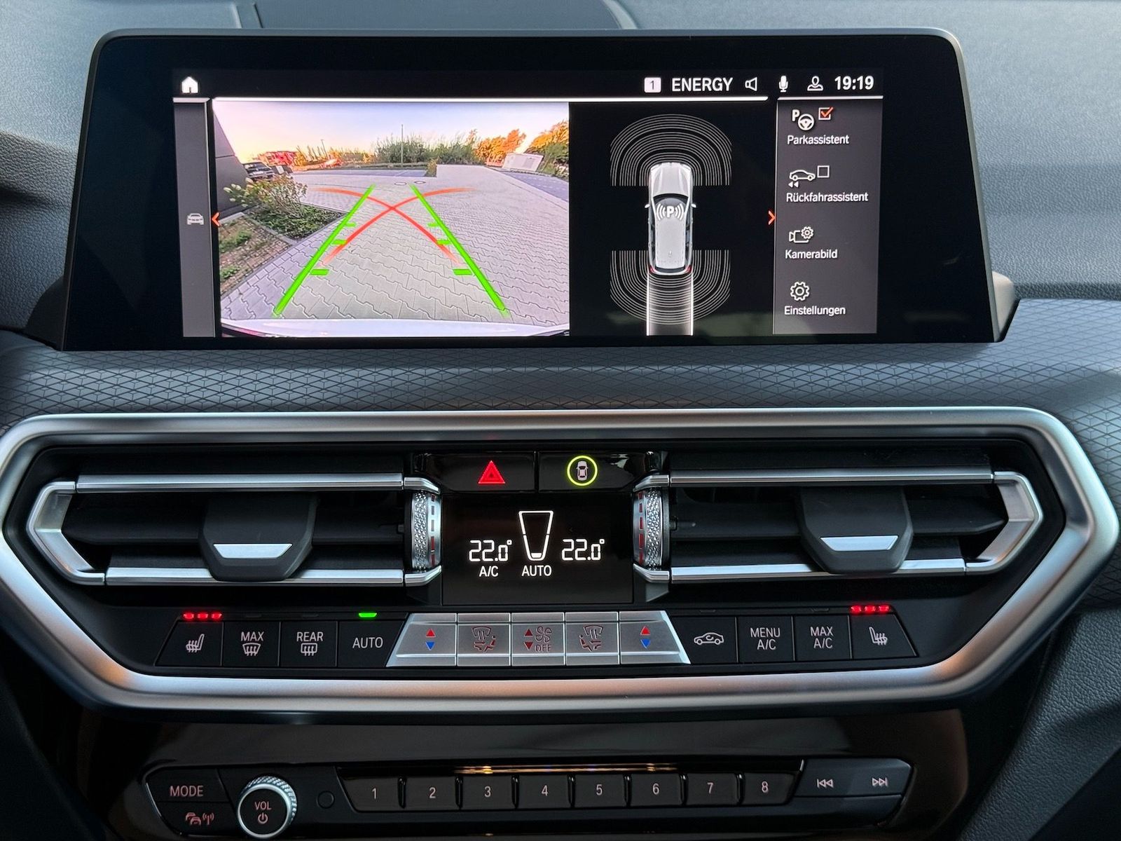 Fahrzeugabbildung BMW X3 20d xD M-SPORT|AHK|KAMERA|GARANTIE BIS 7/2029