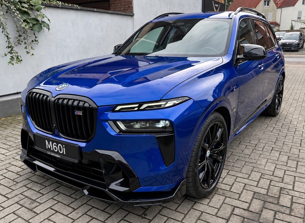 Image of BMW X7 M60